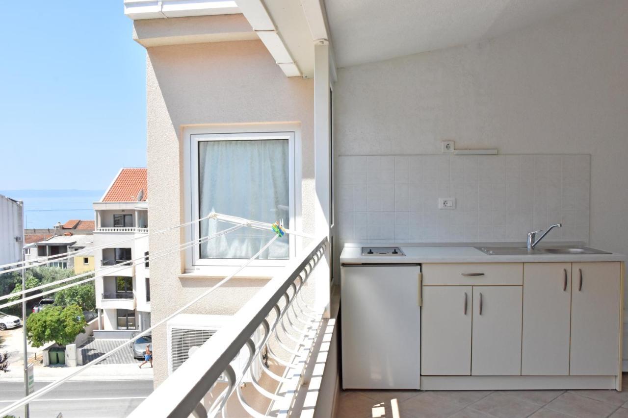 Apartments Stone Tucepi Luaran gambar