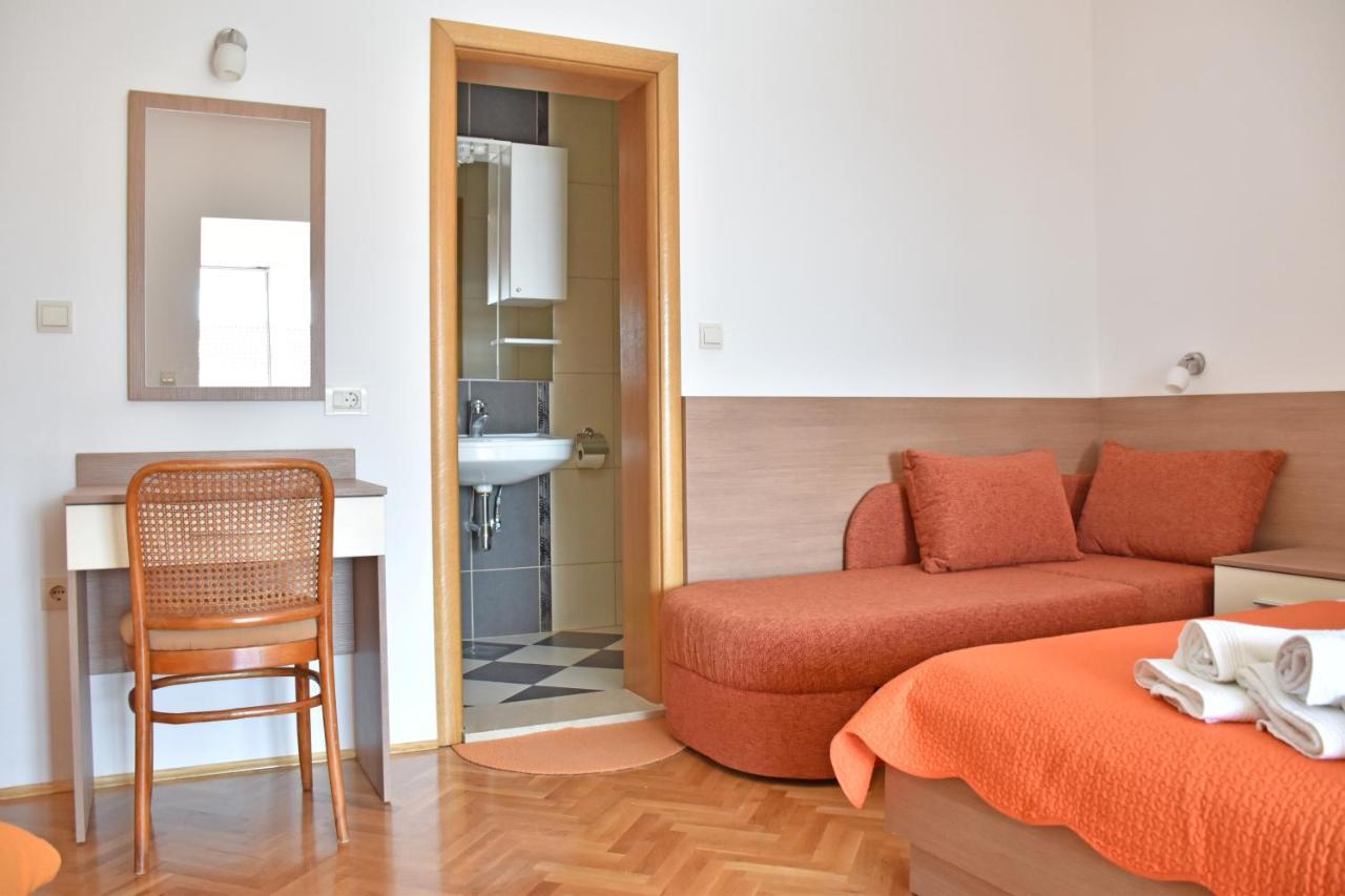 Apartments Stone Tucepi Luaran gambar