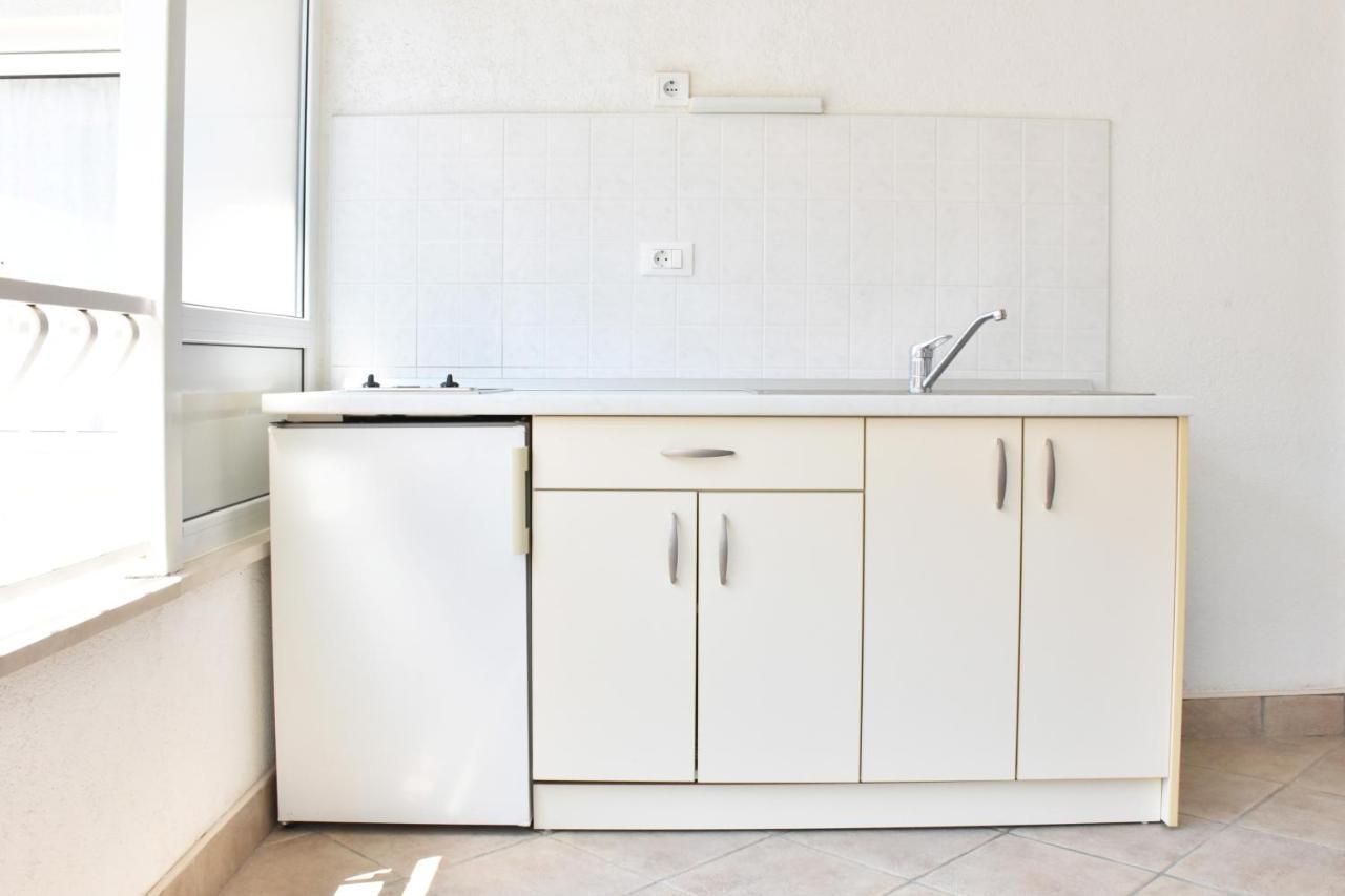 Apartments Stone Tucepi Luaran gambar