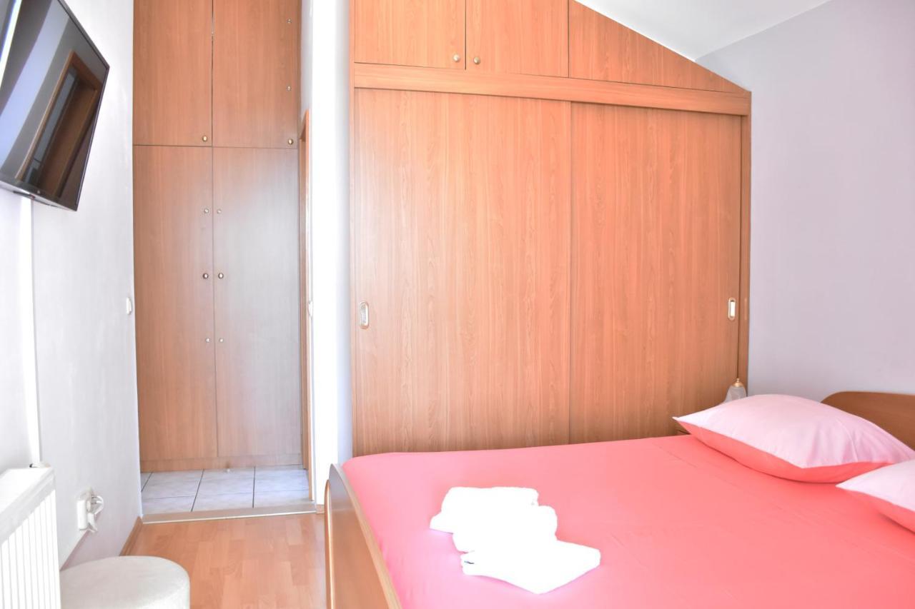 Apartments Stone Tucepi Luaran gambar