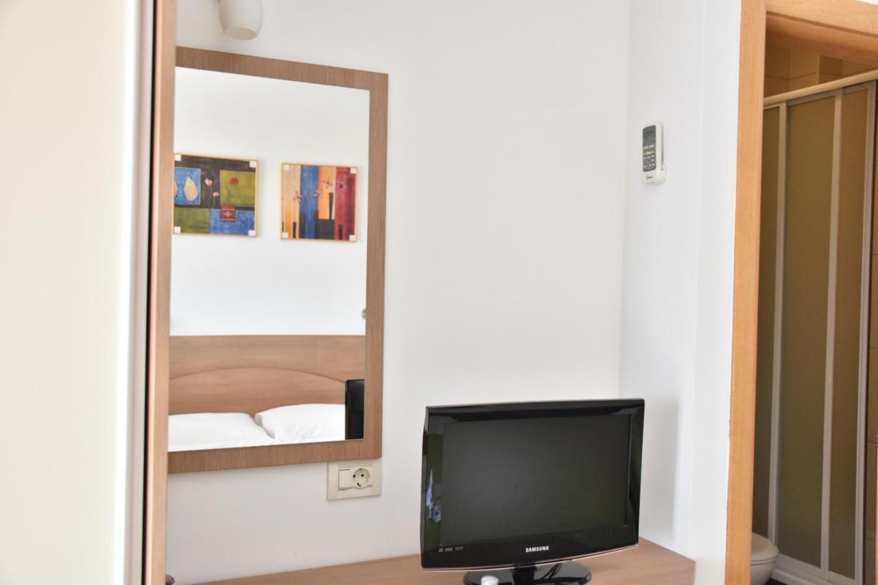 Apartments Stone Tucepi Luaran gambar